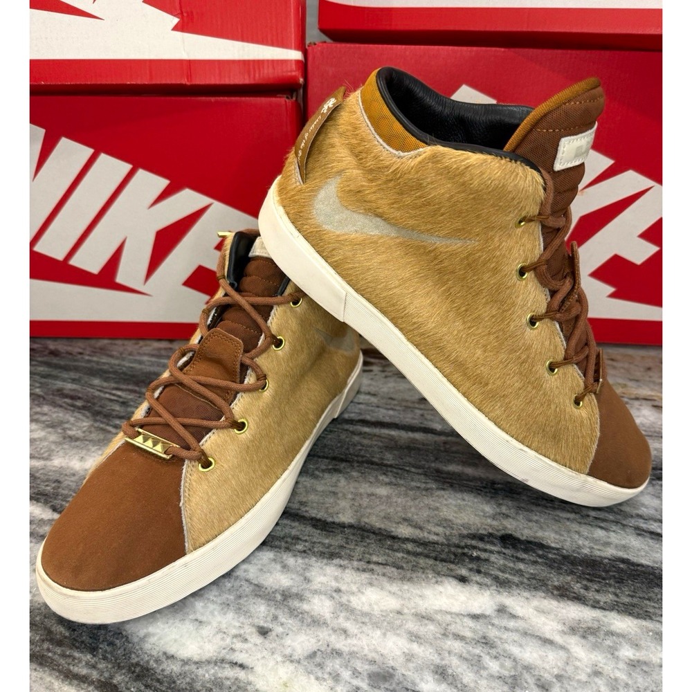 Nike LeBron 12 NSW Lifestyle "Lion's Mane" men's size 10